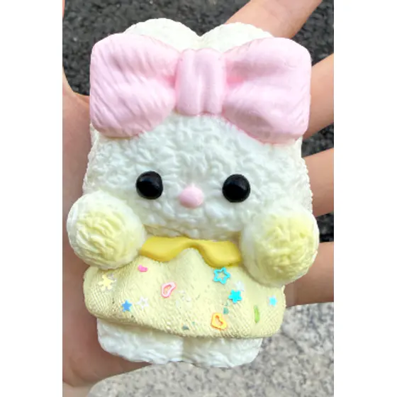 蝴蝶结毛绒小兔