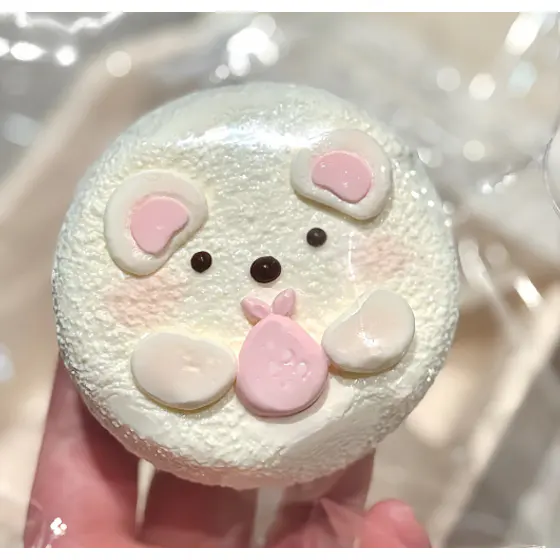 角落生物白熊
